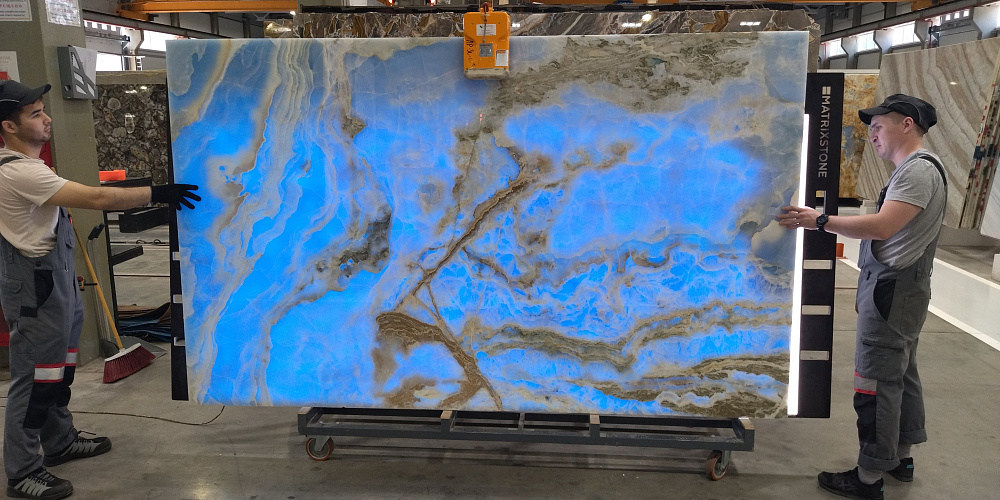 Акция! Камень в подарок – платите только за изготовление!