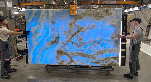 Акция! Камень в подарок – платите только за изготовление!